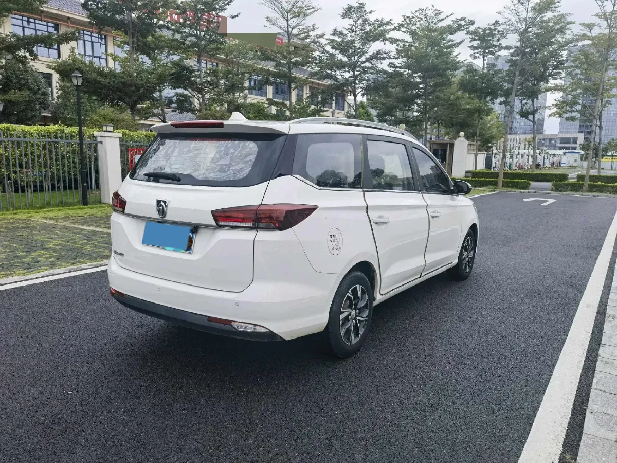 2018 BaoJun 530 1.5T 150HP L4 6MT,autocango,china used car exporter,china ev exporter,chinese used car exporter,chinese used ev exporter