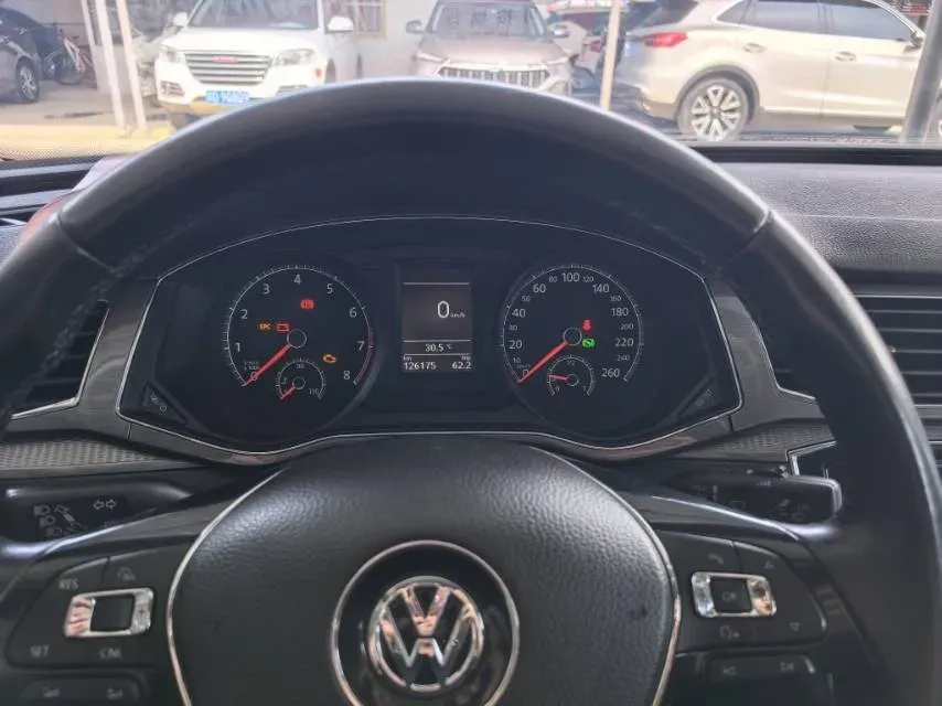 2017 Volkswagen Passat 1.8T 180HP L4 7DCT,autocango,china used car exporter,china ev exporter,chinese used car exporter,chinese used ev exporter