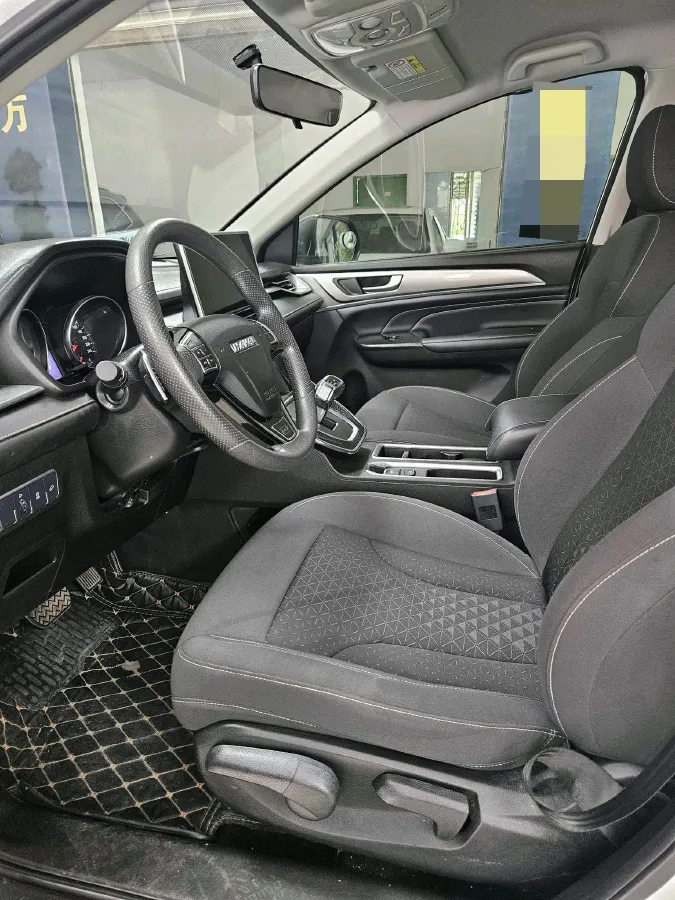 2021 Haval M6 1.5T 150HP L4 7DCT,autocango,china used car exporter,china ev exporter,chinese used car exporter,chinese used ev exporter