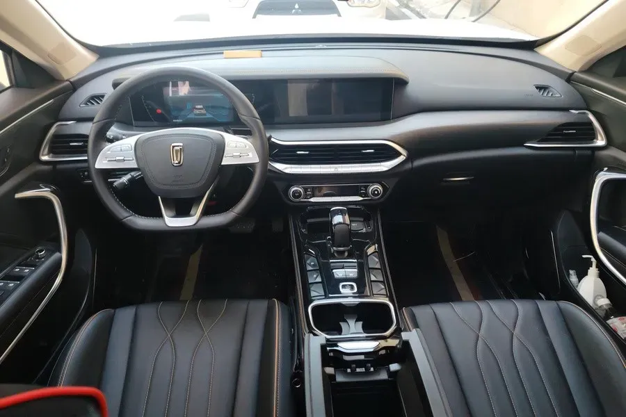 2021 Bestune T77 1.5T 169HP L4 7DCT,autocango,china used car exporter,china ev exporter,chinese used car exporter,chinese used ev exporter