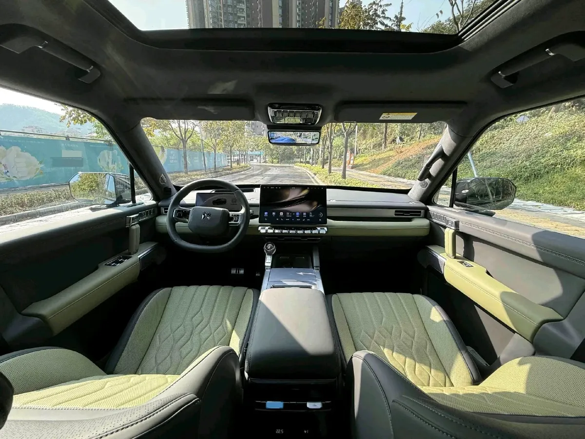 2025 BMW 3 Series 2.0T 245HP L4 8AT,autocango,china used car exporter,china ev exporter,chinese used car exporter,chinese used ev exporter