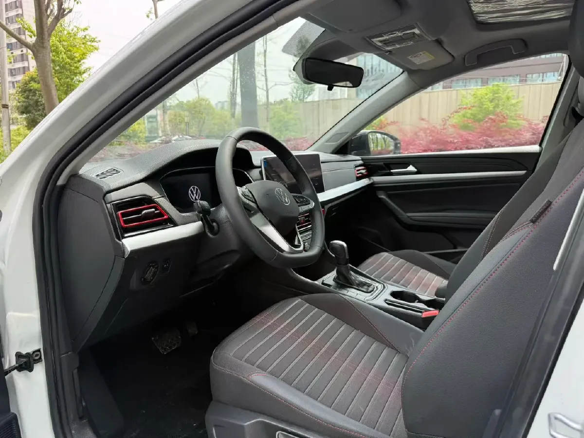 2026 Volkswagen Lavida 1.5T 160HP L4 7DCT,autocango,china used car exporter,china ev exporter,chinese used car exporter,chinese used ev exporter