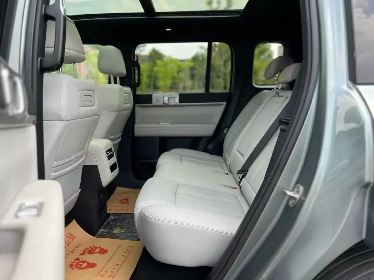 2025 FangChengBao Tai 7 1.5T 156HP L4 E-CVT PHEV,autocango,china used car exporter,china ev exporter,chinese used car exporter,chinese used ev exporter