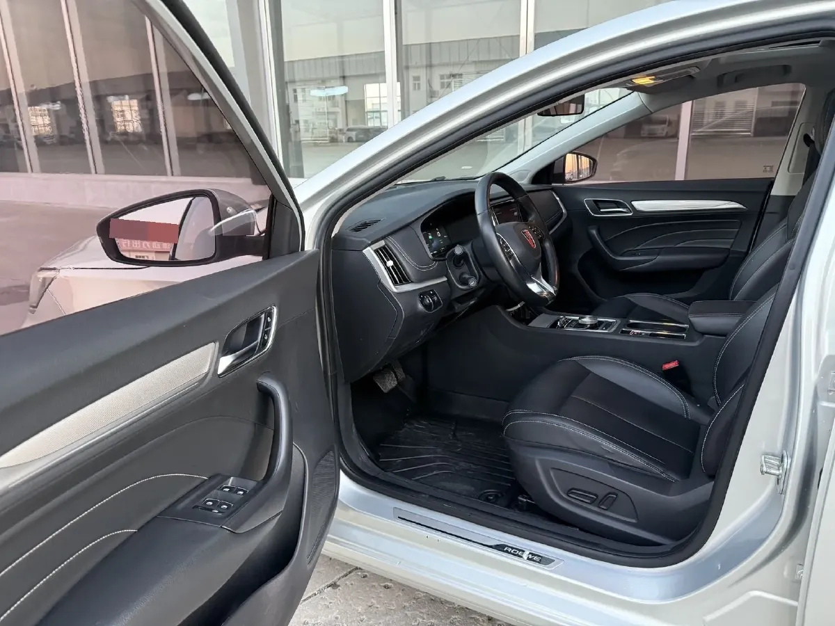 2017 Roewe i6 1.0T 125HP L3 2AT PHEV,autocango,china used car exporter,china ev exporter,chinese used car exporter,chinese used ev exporter