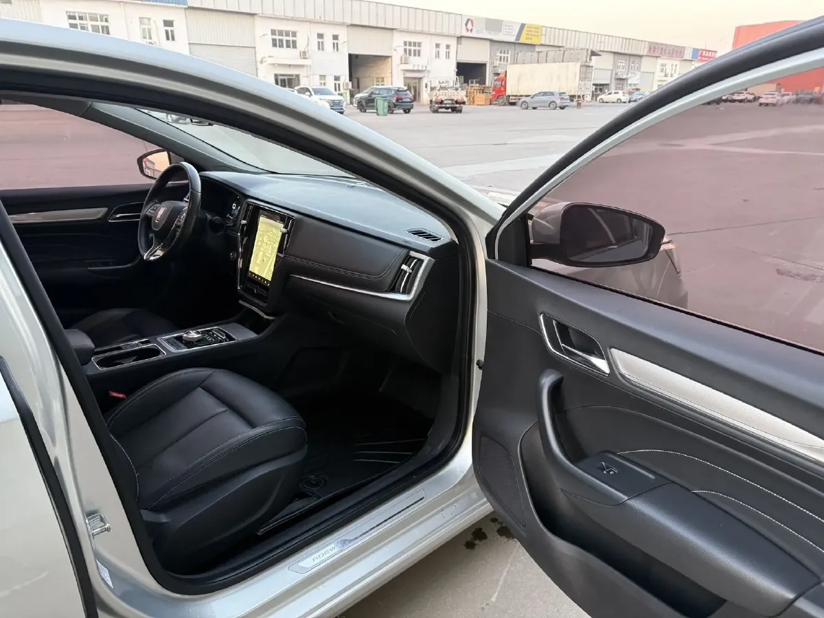 2017 Roewe i6 1.0T 125HP L3 2AT PHEV,autocango,china used car exporter,china ev exporter,chinese used car exporter,chinese used ev exporter