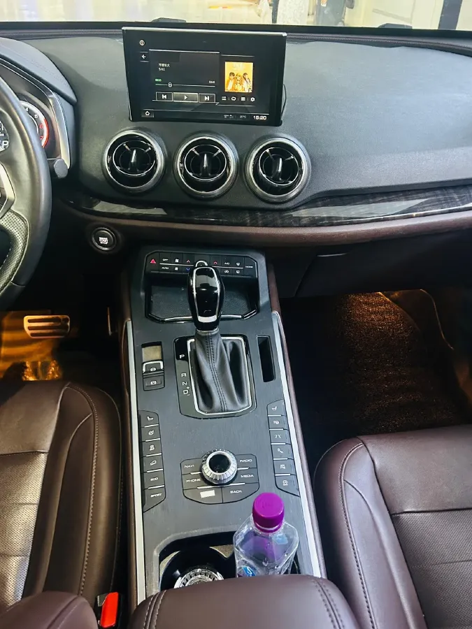 2017 WEY VV5 2.0T 197HP L4 7DCT,autocango,china used car exporter,china ev exporter,chinese used car exporter,chinese used ev exporter