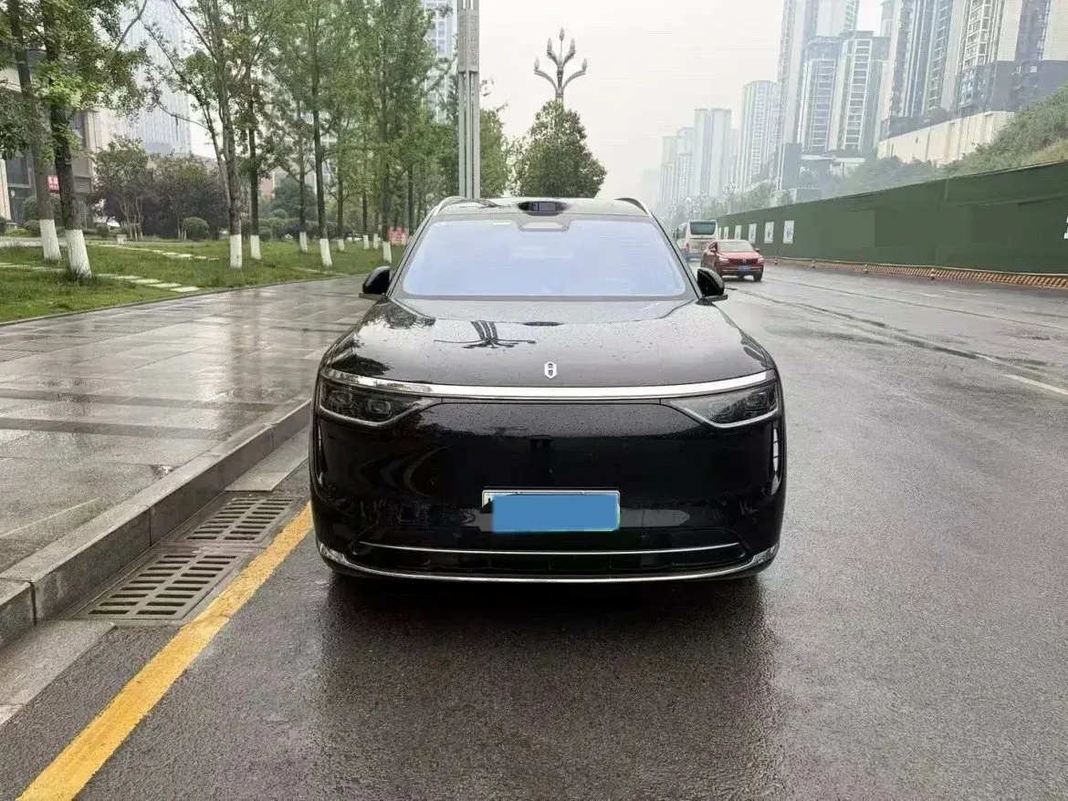 2025 AITO AITO M8 REEV 160HP REEV 53.4KWH,autocango,china used car exporter,china ev exporter,chinese used car exporter,chinese used ev exporter