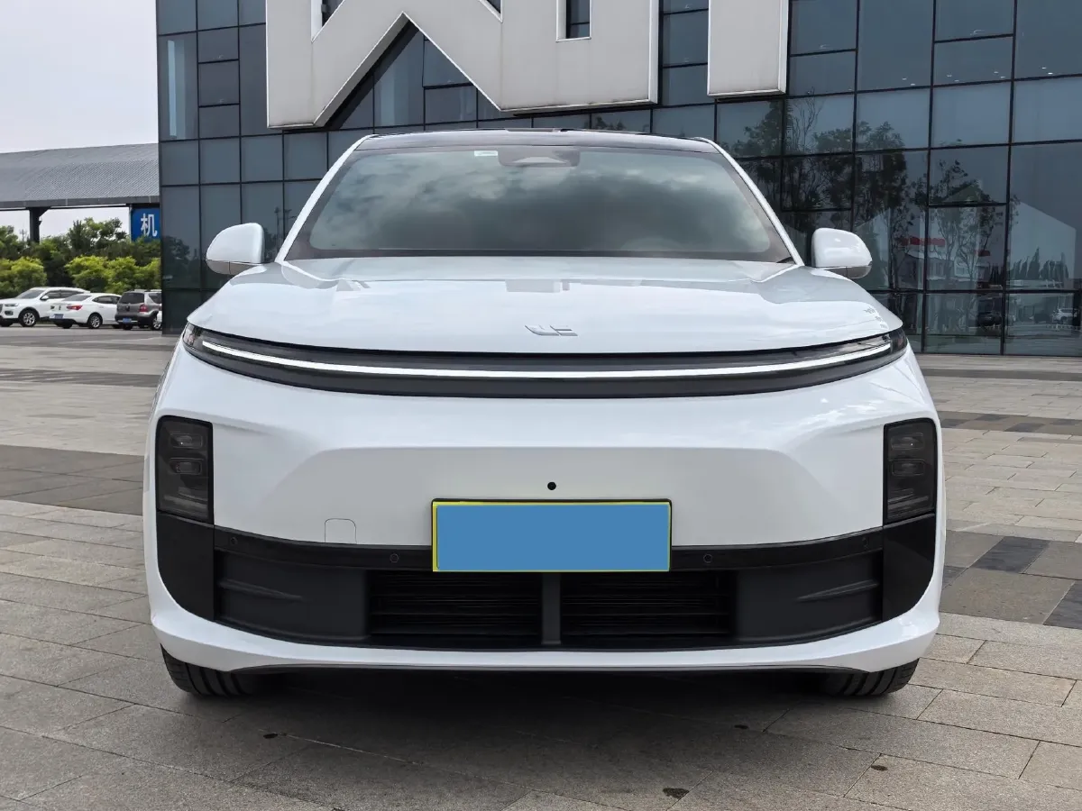 2024 Li L6 Range Extended 154HP L4 REEV 36.8KWH,autocango,china used car exporter,china ev exporter,chinese used car exporter,chinese used ev exporter