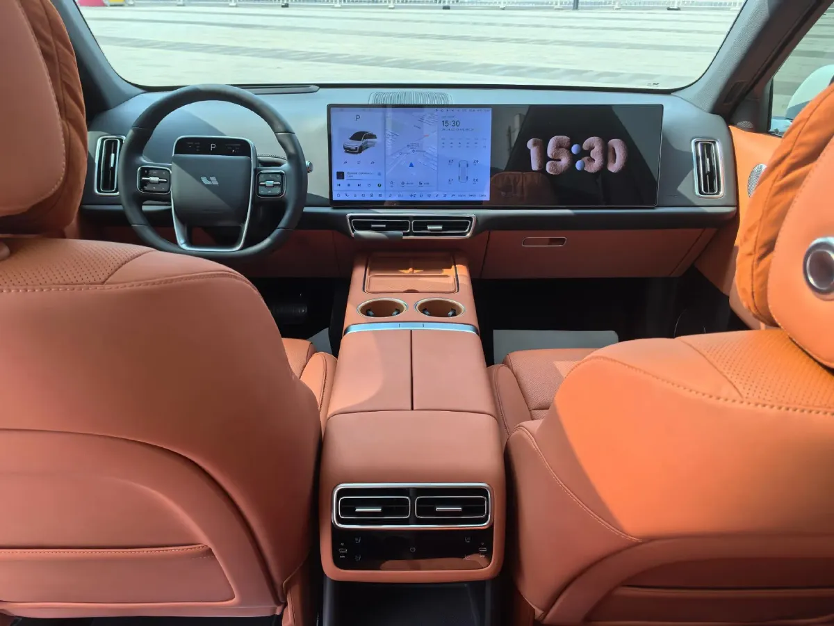2024 Li L6 Range Extended 154HP L4 REEV 36.8KWH,autocango,china used car exporter,china ev exporter,chinese used car exporter,chinese used ev exporter
