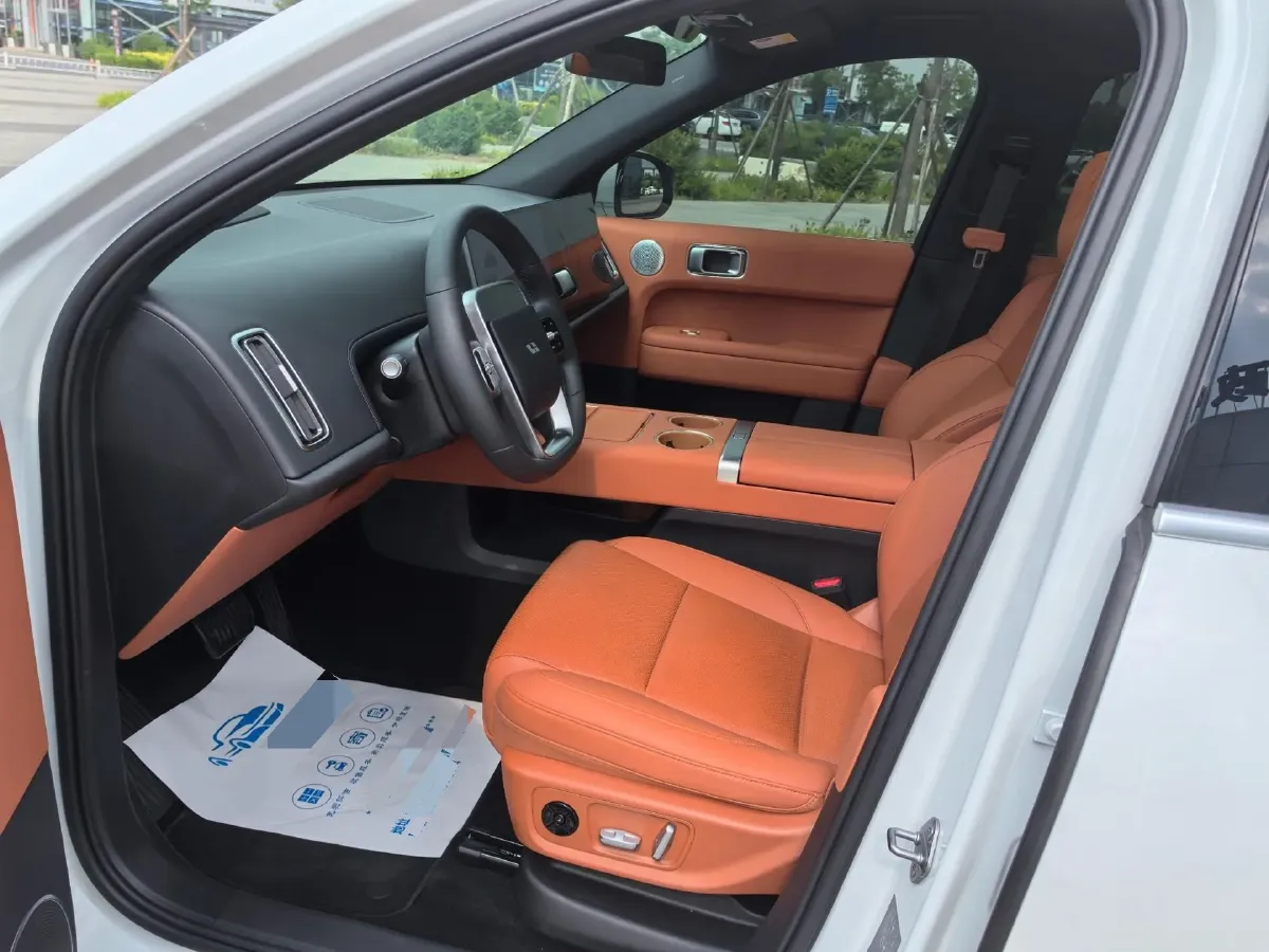 2024 Li L6 Range Extended 154HP L4 REEV 36.8KWH,autocango,china used car exporter,china ev exporter,chinese used car exporter,chinese used ev exporter