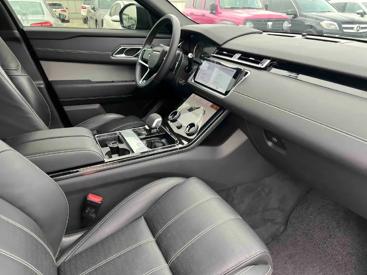 2023 Land Rover Range Rover Velar 2.0T 250HP L4 8AT,autocango,china used car exporter,china ev exporter,chinese used car exporter,chinese used ev exporter