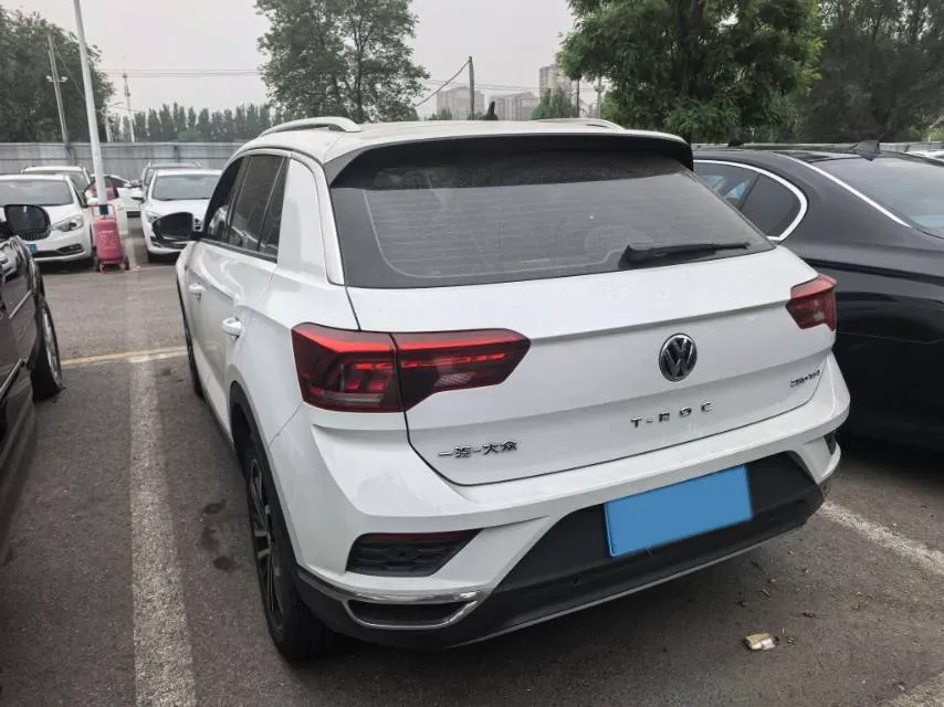 2020 Volkswagen T-Roc 1.4T 150HP L4 7DCT,autocango,china used car exporter,china ev exporter,chinese used car exporter,chinese used ev exporter