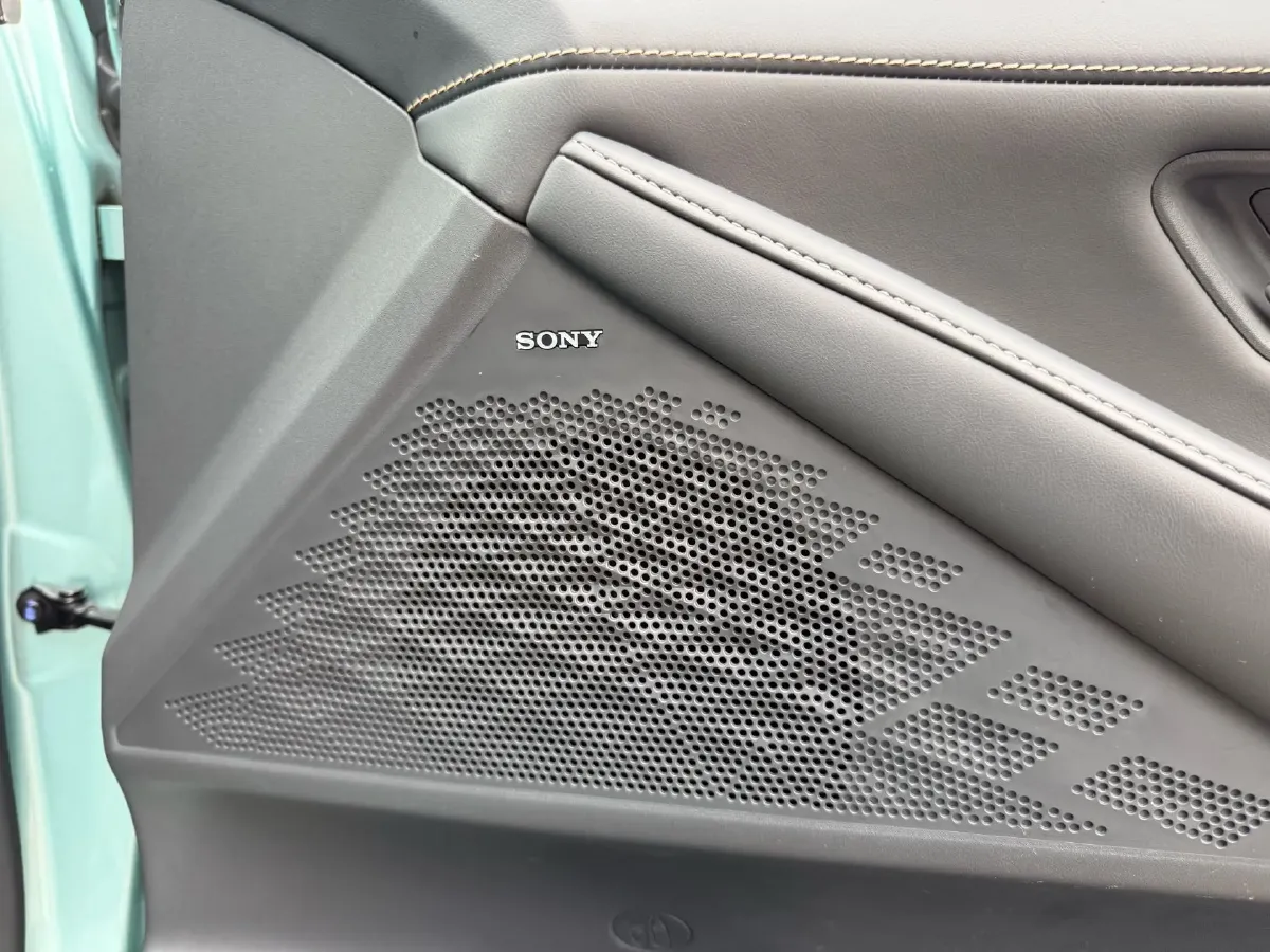 2022 DongFeng Forthing LingZhi EV BEV 68.4KWH,autocango,china used car exporter,china ev exporter,chinese used car exporter,chinese used ev exporter