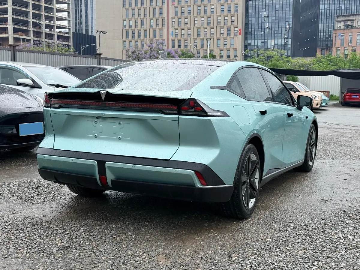 2022 DongFeng Forthing LingZhi EV BEV 68.4KWH,autocango,china used car exporter,china ev exporter,chinese used car exporter,chinese used ev exporter
