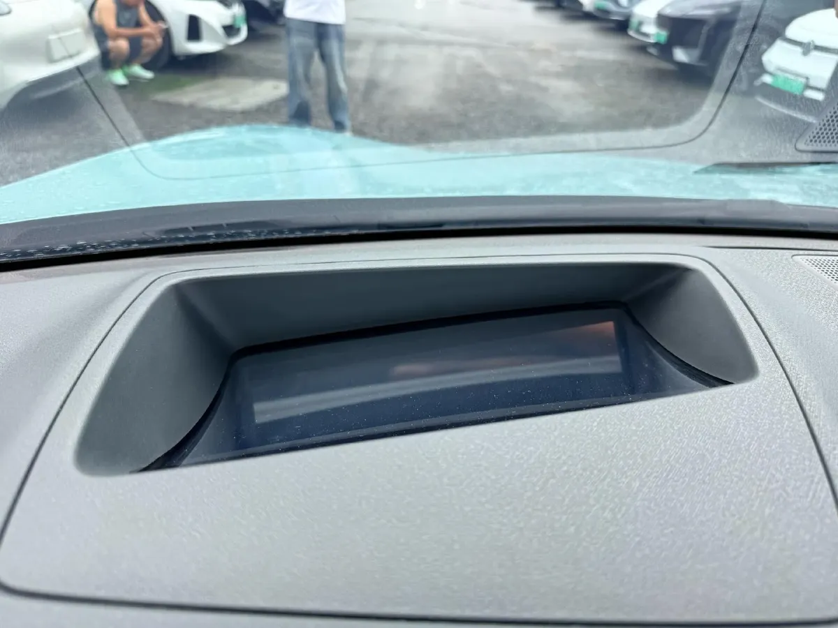 2022 DongFeng Forthing LingZhi EV BEV 68.4KWH,autocango,china used car exporter,china ev exporter,chinese used car exporter,chinese used ev exporter
