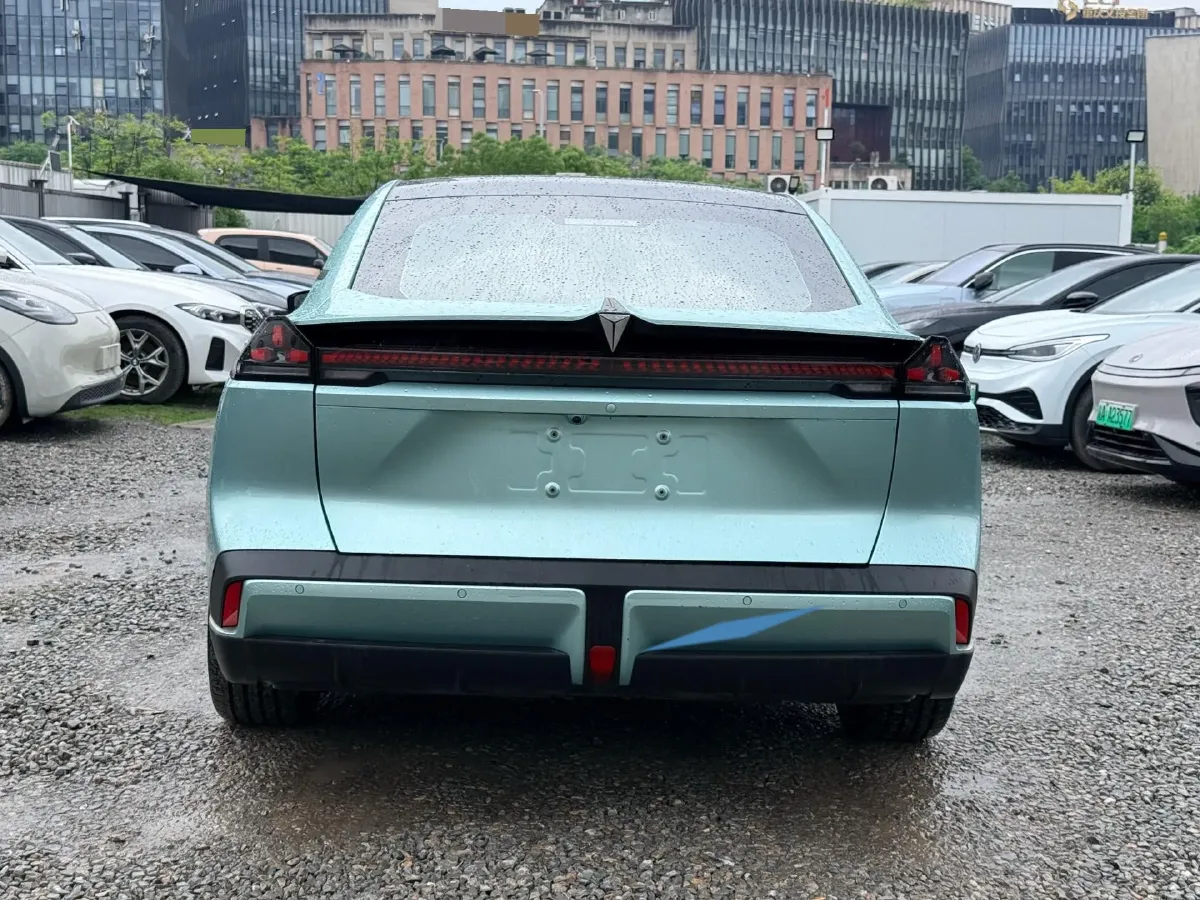 2022 DongFeng Forthing LingZhi EV BEV 68.4KWH,autocango,china used car exporter,china ev exporter,chinese used car exporter,chinese used ev exporter
