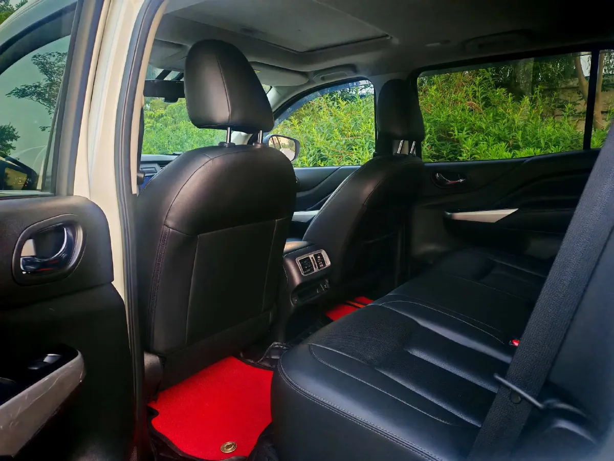 2020 Nissan Terra 2.5L 193HP L4 7AT,autocango,china used car exporter,china ev exporter,chinese used car exporter,chinese used ev exporter