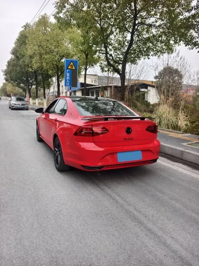 2021 Volkswagen T-Roc 1.4T 150HP L4 7DCT,autocango,china used car exporter,china ev exporter,chinese used car exporter,chinese used ev exporter