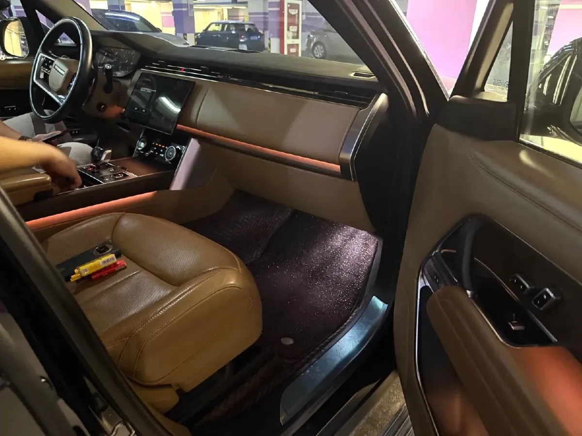 2023 Land Rover Range Rover 3.0T 400HP L6 8AT,autocango,china used car exporter,china ev exporter,chinese used car exporter,chinese used ev exporter