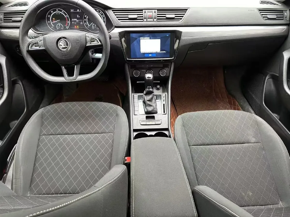 2019 Skoda Octavia 1.4T 150HP L4 7DCT,autocango,china used car exporter,china ev exporter,chinese used car exporter,chinese used ev exporter