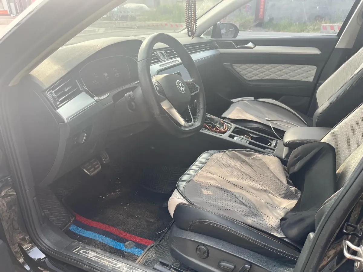 2023 Volkswagen Magotan 2.0T 186HP L4 7DCT,autocango,china used car exporter,china ev exporter,chinese used car exporter,chinese used ev exporter