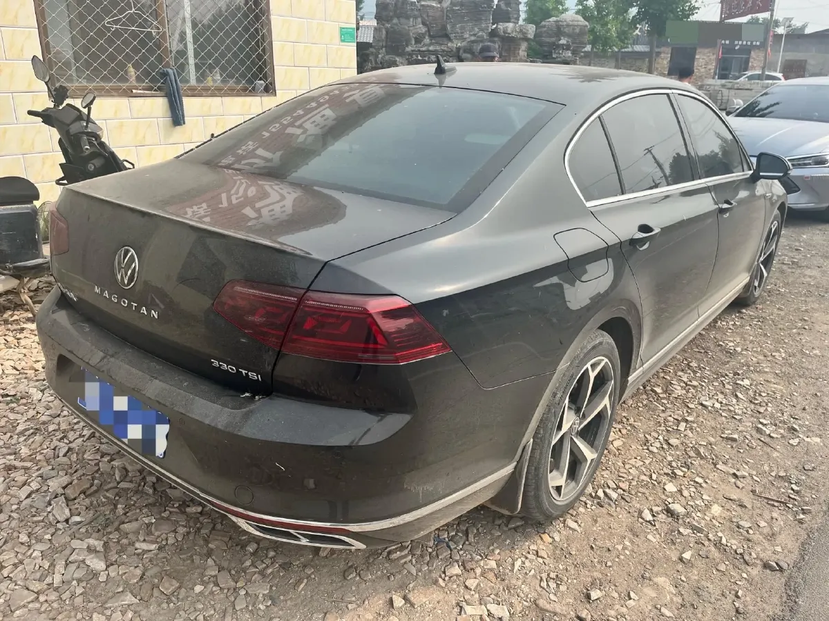 2023 Volkswagen Magotan 2.0T 186HP L4 7DCT,autocango,china used car exporter,china ev exporter,chinese used car exporter,chinese used ev exporter
