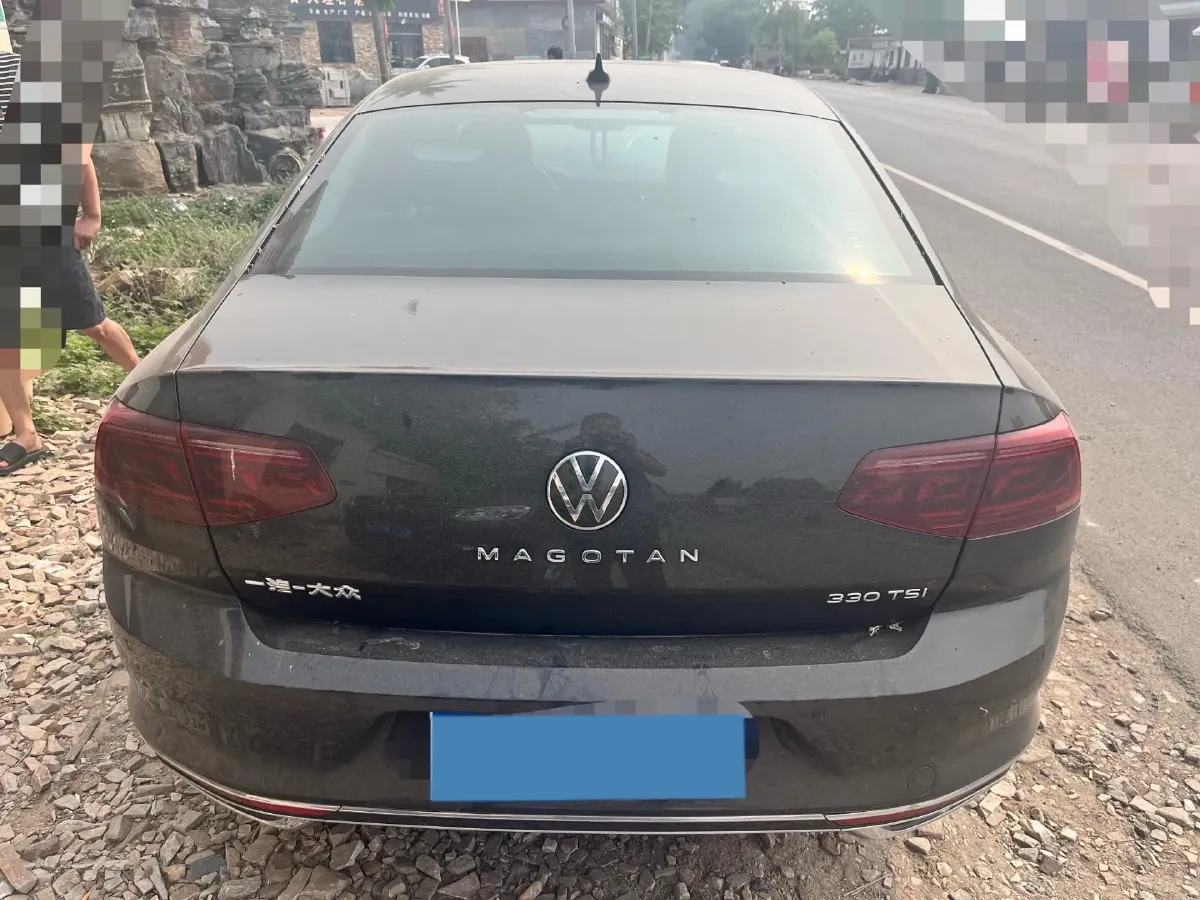 2023 Volkswagen Magotan 2.0T 186HP L4 7DCT,autocango,china used car exporter,china ev exporter,chinese used car exporter,chinese used ev exporter