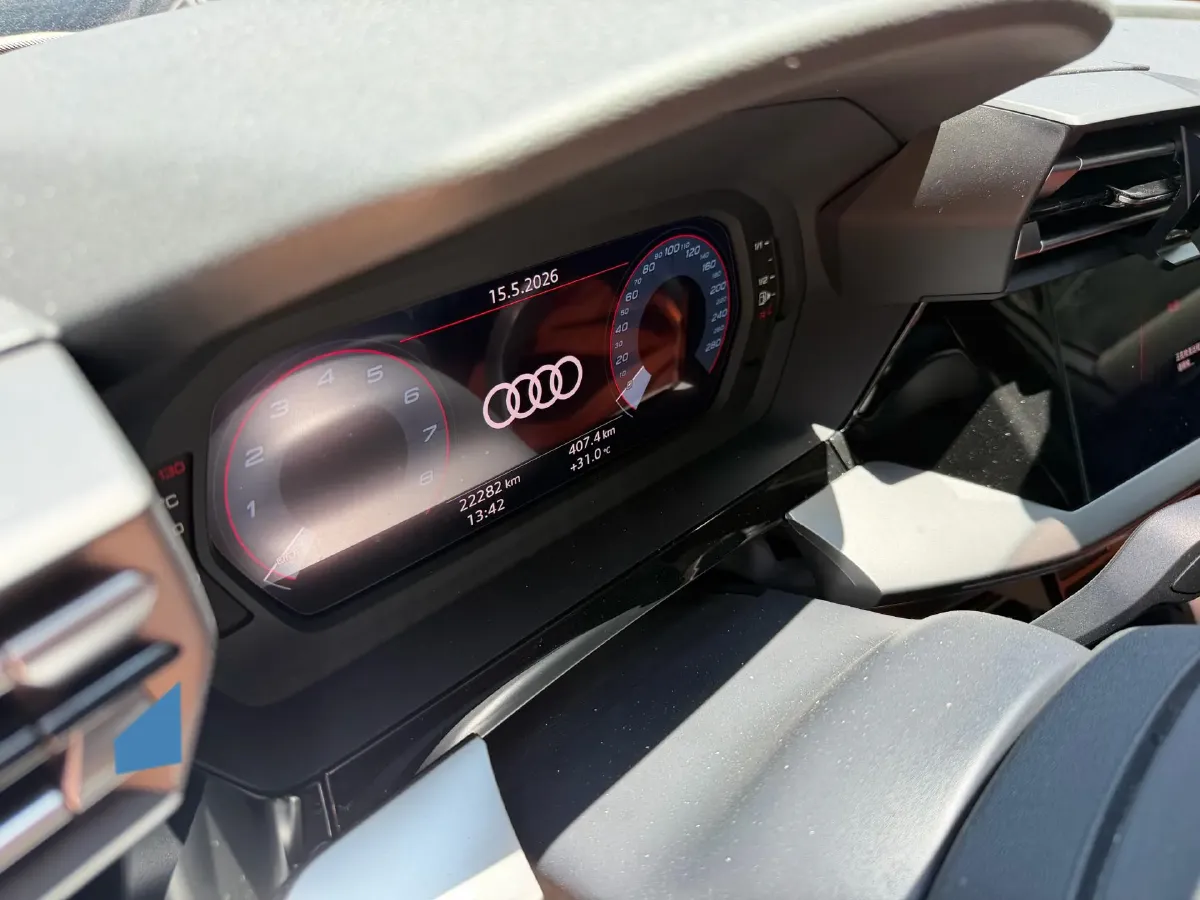 2025 Audi A3 1.5T 160HP L4 7DCT,autocango,china used car exporter,china ev exporter,chinese used car exporter,chinese used ev exporter