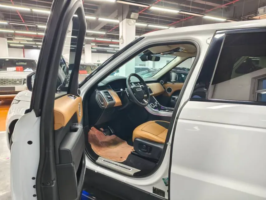 2021 Land Rover Range Rover Sport 3.0T 360HP L6 8AT,autocango,china used car exporter,china ev exporter,chinese used car exporter,chinese used ev exporter