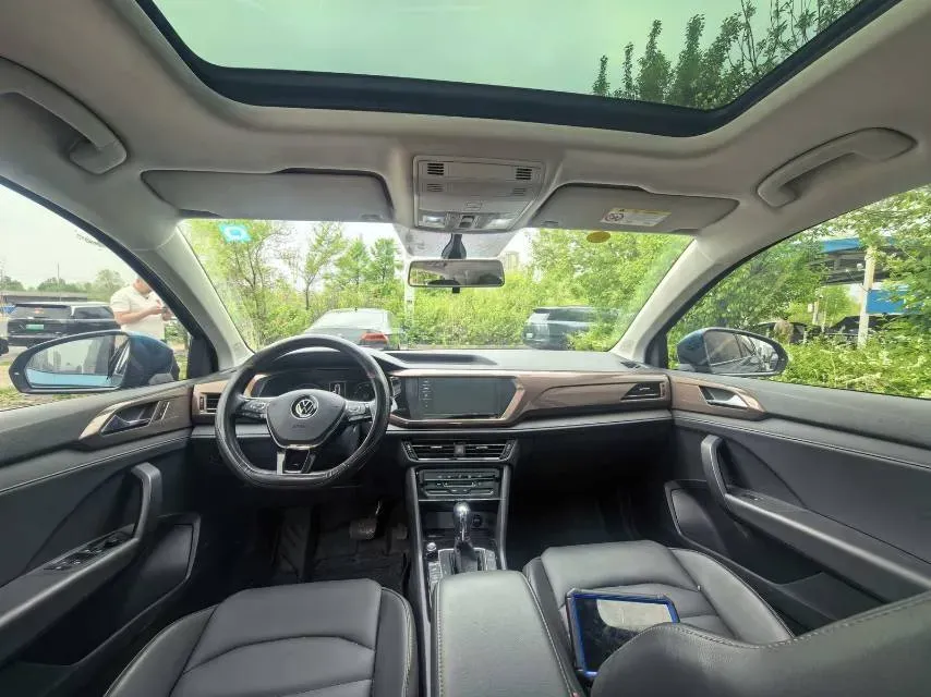 2021 Volkswagen Tharu 1.4T 150HP L4 7DCT,autocango,china used car exporter,china ev exporter,chinese used car exporter,chinese used ev exporter