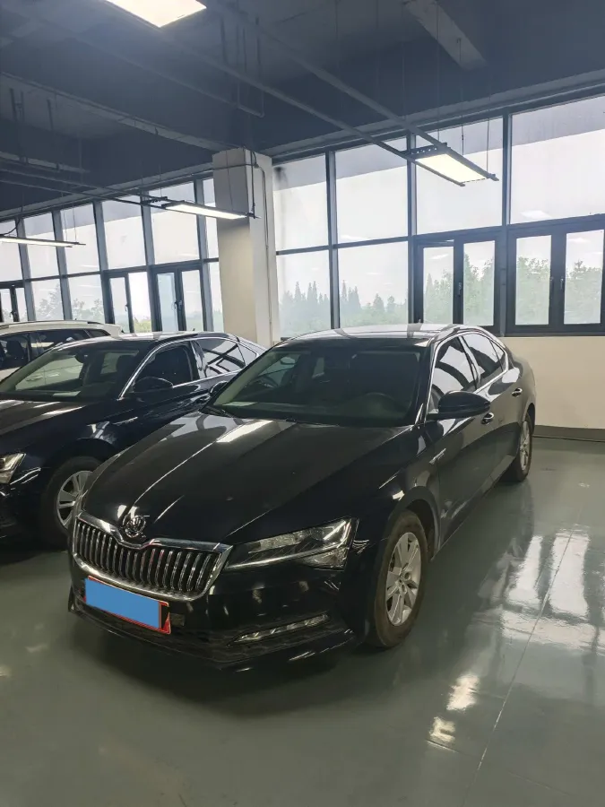 2019 Skoda Octavia 1.4T 150HP L4 7DCT,autocango,china used car exporter,china ev exporter,chinese used car exporter,chinese used ev exporter