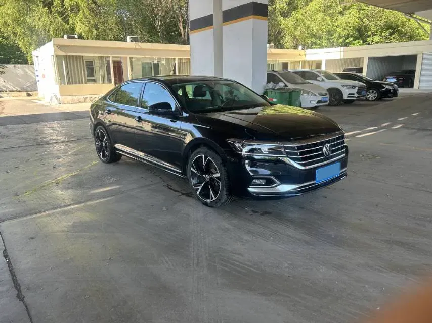 2019 Volvo V40 1.5T 152HP L4 6AT,autocango,china used car exporter,china ev exporter,chinese used car exporter,chinese used ev exporter