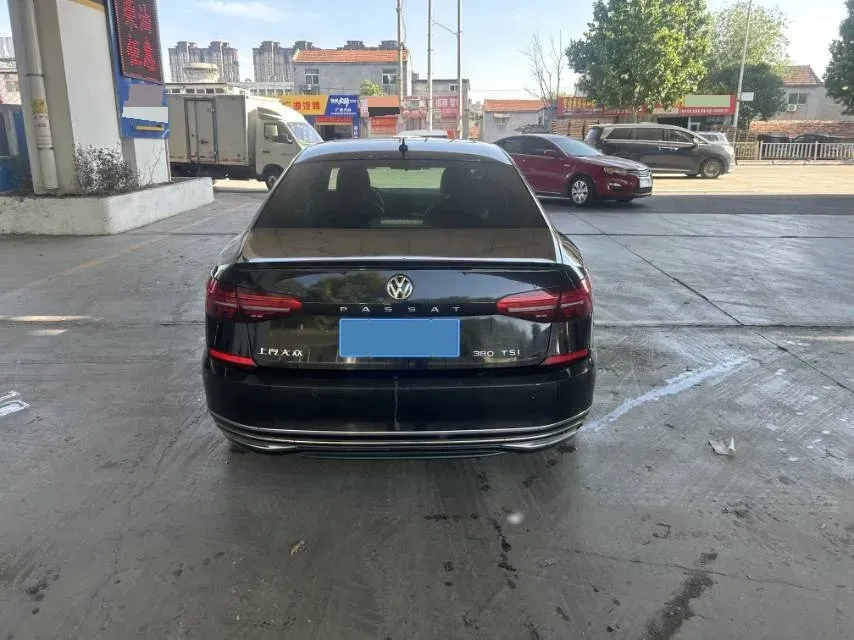 2019 Volvo V40 1.5T 152HP L4 6AT,autocango,china used car exporter,china ev exporter,chinese used car exporter,chinese used ev exporter