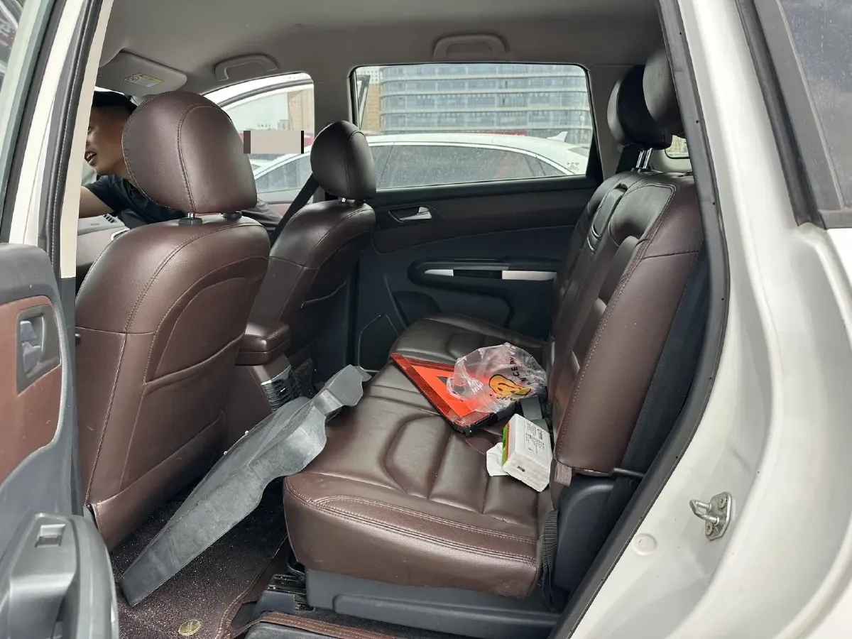 2017 HaiMa Family F7 1.5T 165HP L4 6AT,autocango,china used car exporter,china ev exporter,chinese used car exporter,chinese used ev exporter