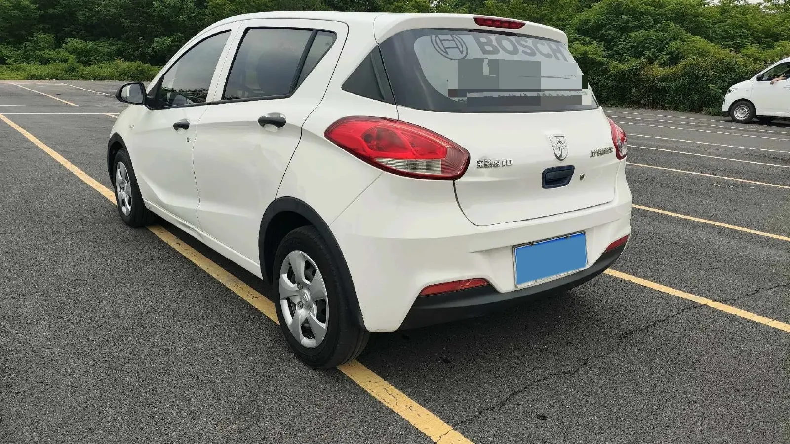 2020 BaoJun 310 1.2L 80HP L4 5MT,autocango,china used car exporter,china ev exporter,chinese used car exporter,chinese used ev exporter