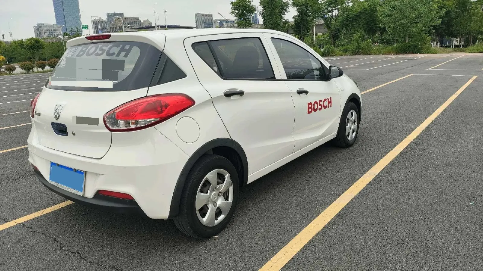 2020 BaoJun 310 1.2L 80HP L4 5MT,autocango,china used car exporter,china ev exporter,chinese used car exporter,chinese used ev exporter