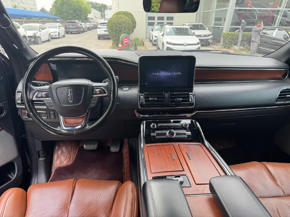 2018 Lincoln Navigator 3.5T 415HP V6 10AT,autocango,china used car exporter,china ev exporter,chinese used car exporter,chinese used ev exporter