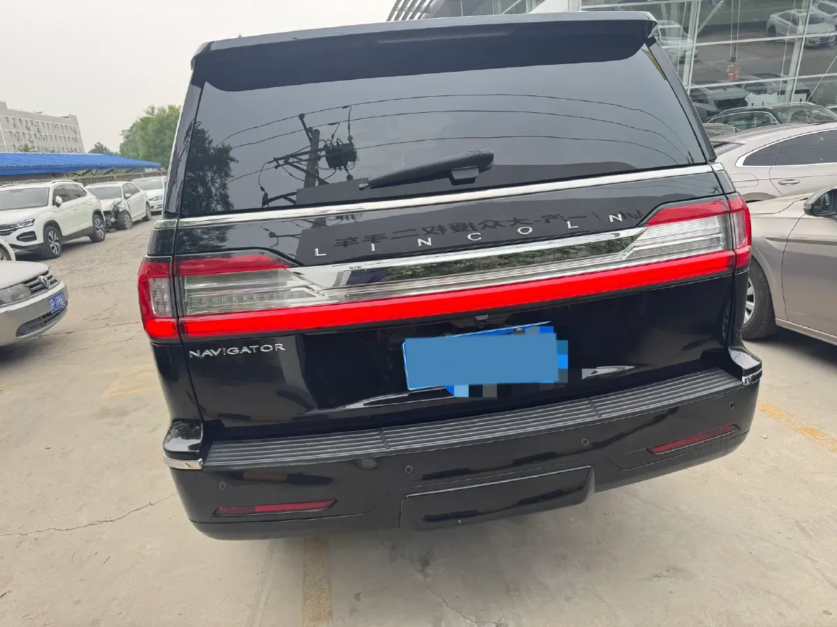 2018 Lincoln Navigator 3.5T 415HP V6 10AT,autocango,china used car exporter,china ev exporter,chinese used car exporter,chinese used ev exporter