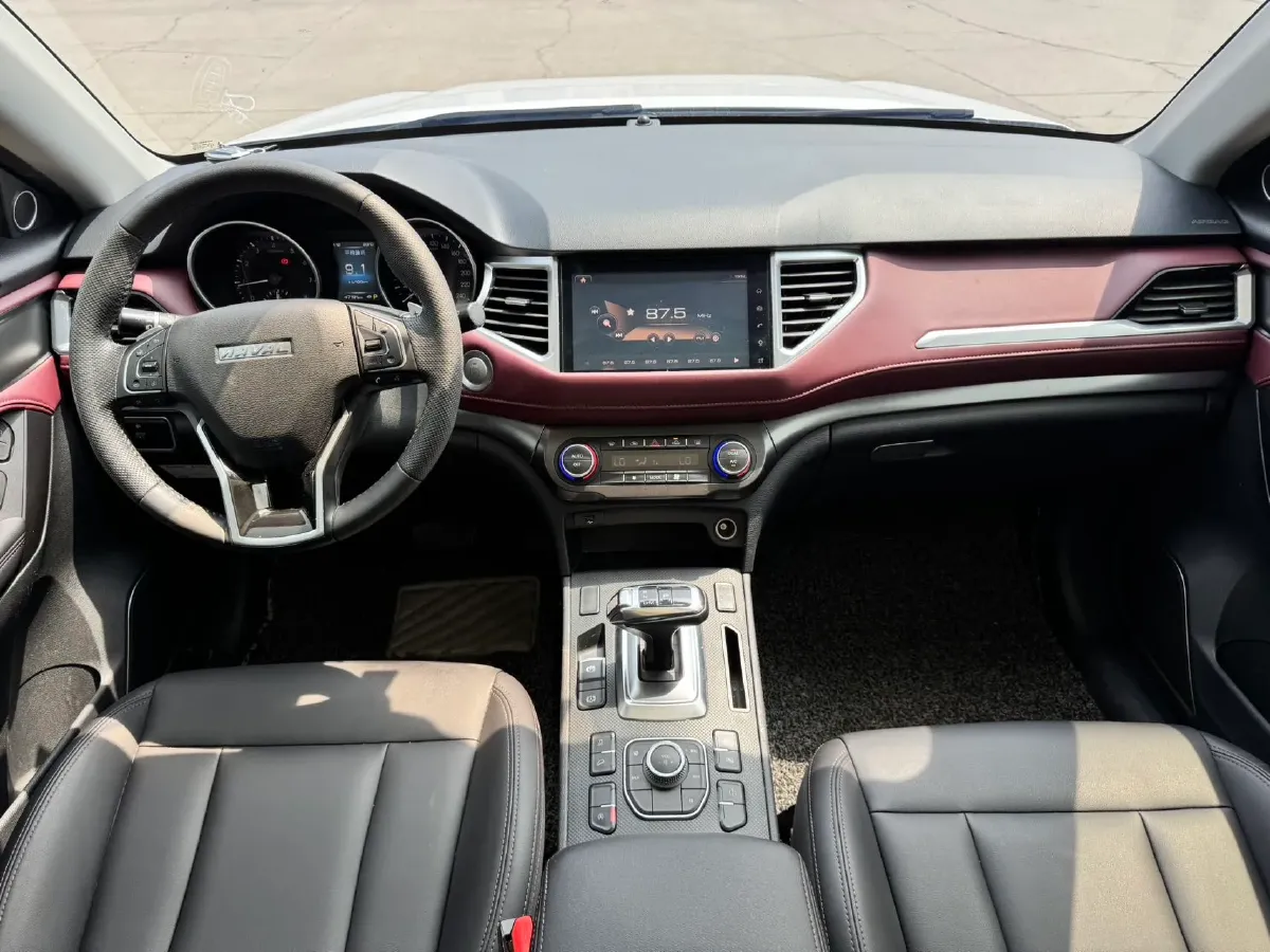 2019 Haval H6 Coupe 1.5T 169HP L4 7DCT,autocango,china used car exporter,china ev exporter,chinese used car exporter,chinese used ev exporter