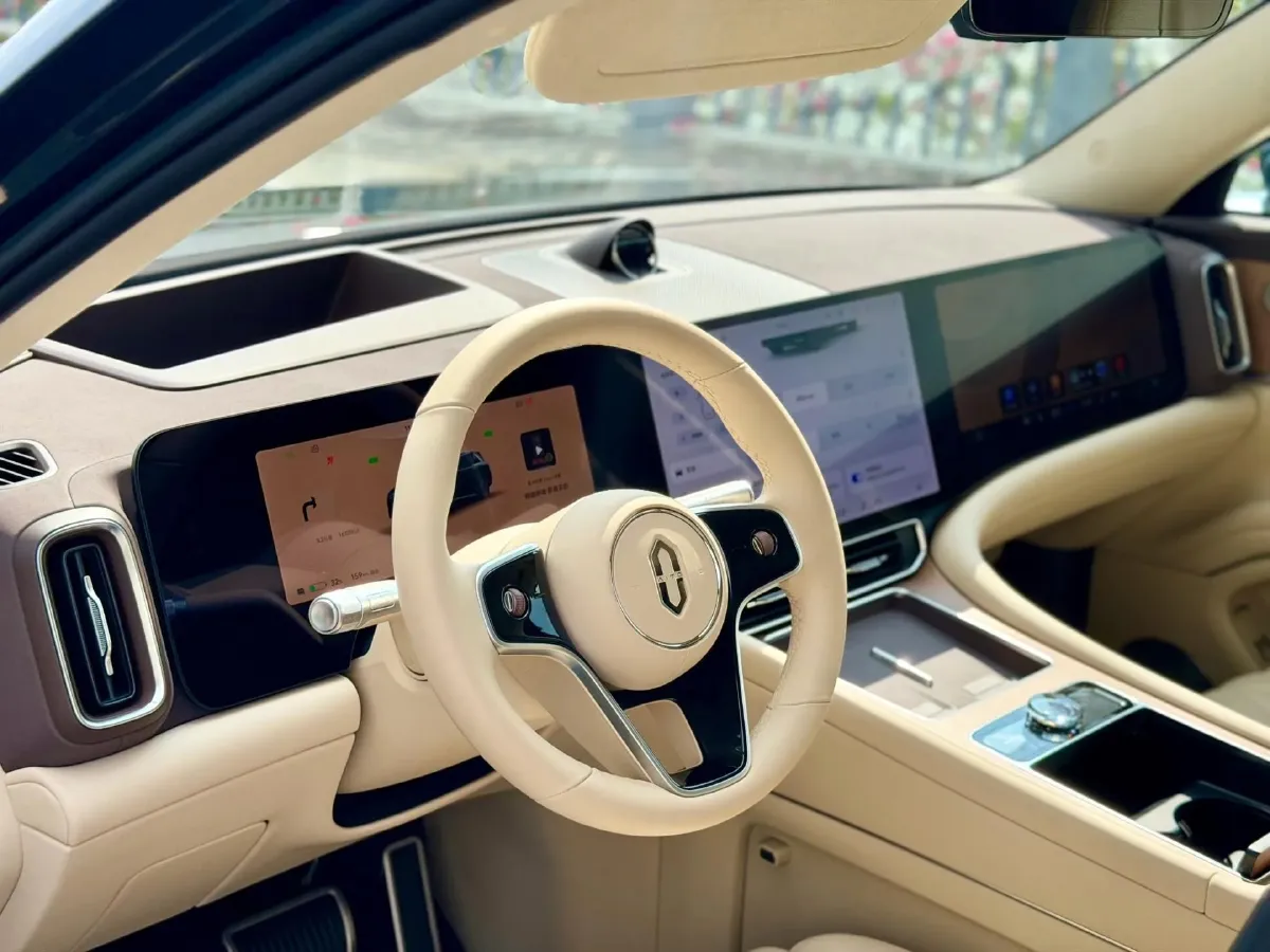2025 AITO AITO M9 BEV 100KWH,autocango,china used car exporter,china ev exporter,chinese used car exporter,chinese used ev exporter