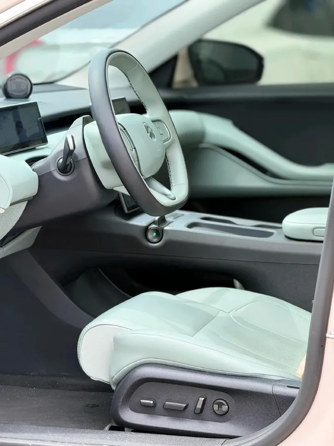 2024 NIO ET5 BEV 75KWH,autocango,china used car exporter,china ev exporter,chinese used car exporter,chinese used ev exporter