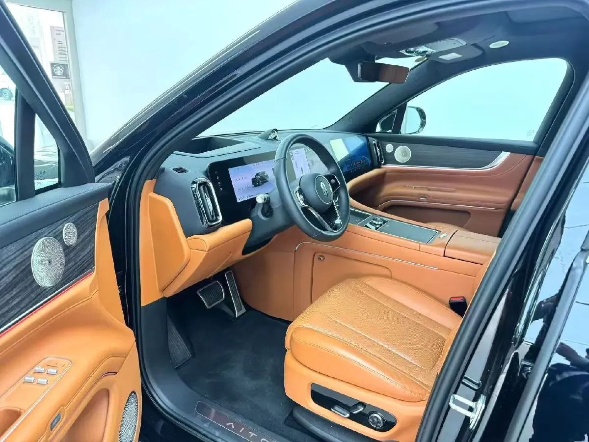 2024 AITO AITO M9 1.5T 152HP L4 REEV 42KWH,autocango,china used car exporter,china ev exporter,chinese used car exporter,chinese used ev exporter