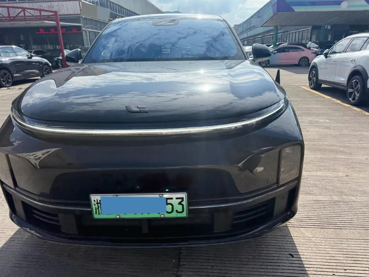 2023 Li L7 Range Extended 154HP REEV 40.9KWH,autocango,china used car exporter,china ev exporter,chinese used car exporter,chinese used ev exporter