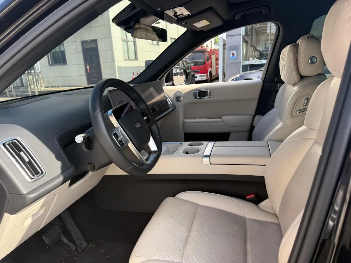 2023 Li L7 Range Extended 154HP REEV 40.9KWH,autocango,china used car exporter,china ev exporter,chinese used car exporter,chinese used ev exporter