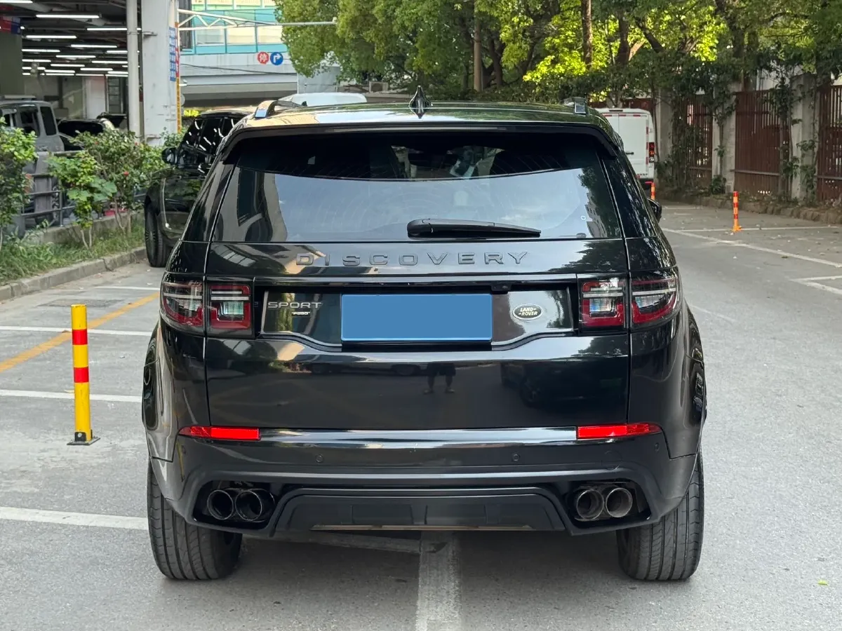 2020 Land Rover Discovery Sport 2.0T 249HP L4 9AT,autocango,china used car exporter,china ev exporter,chinese used car exporter,chinese used ev exporter