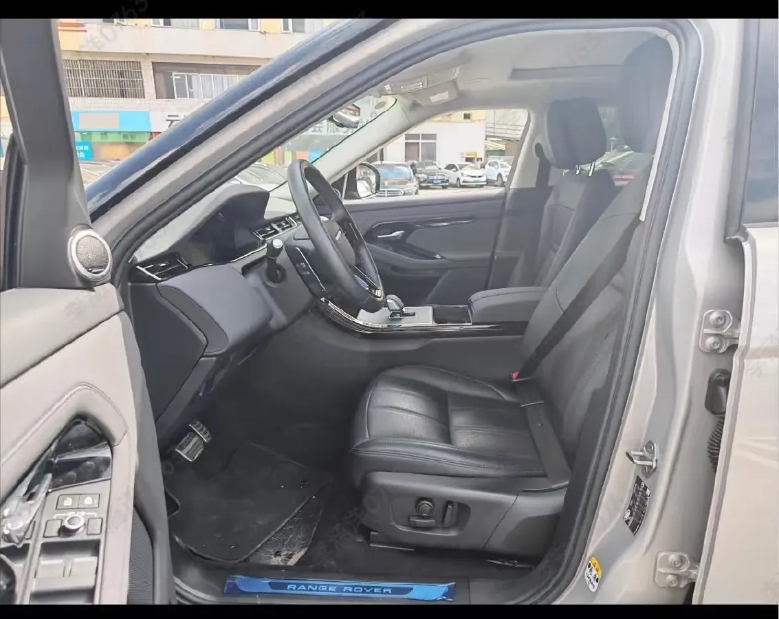 2024 Land Rover Range Rover Evoque 2.0T 249HP L4 9AT,autocango,china used car exporter,china ev exporter,chinese used car exporter,chinese used ev exporter