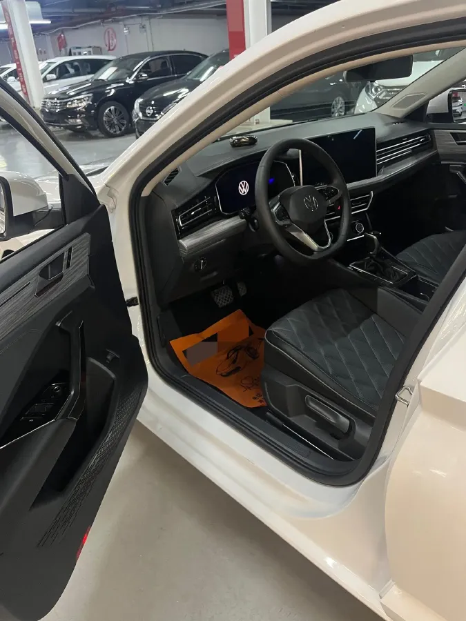 2023 Volkswagen Sagitar 1.5T 160HP L4 7DCT,autocango,china used car exporter,china ev exporter,chinese used car exporter,chinese used ev exporter