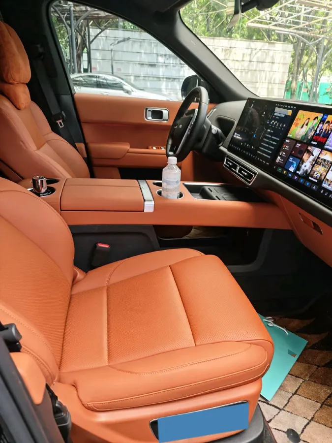 2024 Li L9 Range Extended 154HP REEV 52.3KWH,autocango,china used car exporter,china ev exporter,chinese used car exporter,chinese used ev exporter