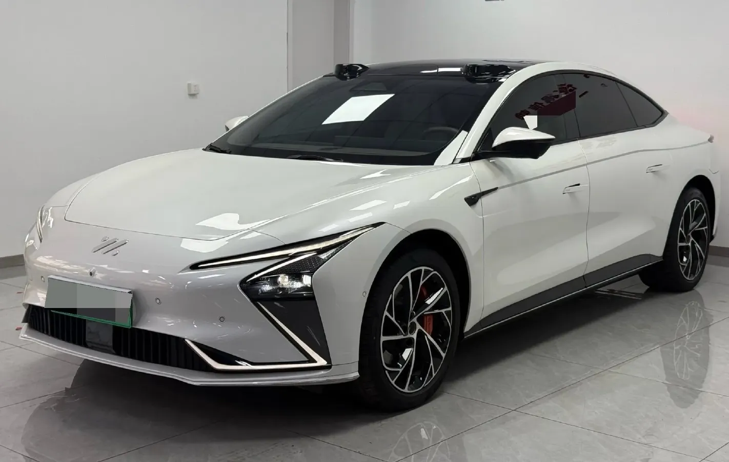 2022 IM L7 BEV 90KWH,autocango,china used car exporter,china ev exporter,chinese used car exporter,chinese used ev exporter