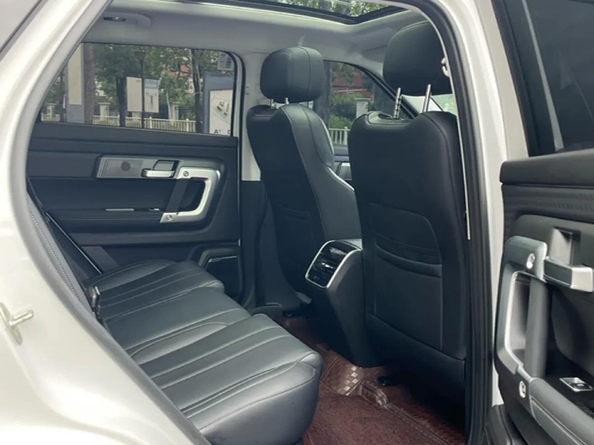 2024 Chery Exploration 06 C-DM 1.5T 156HP L4 DHT PHEV 18.3KWH,autocango,china used car exporter,china ev exporter,chinese used car exporter,chinese used ev exporter